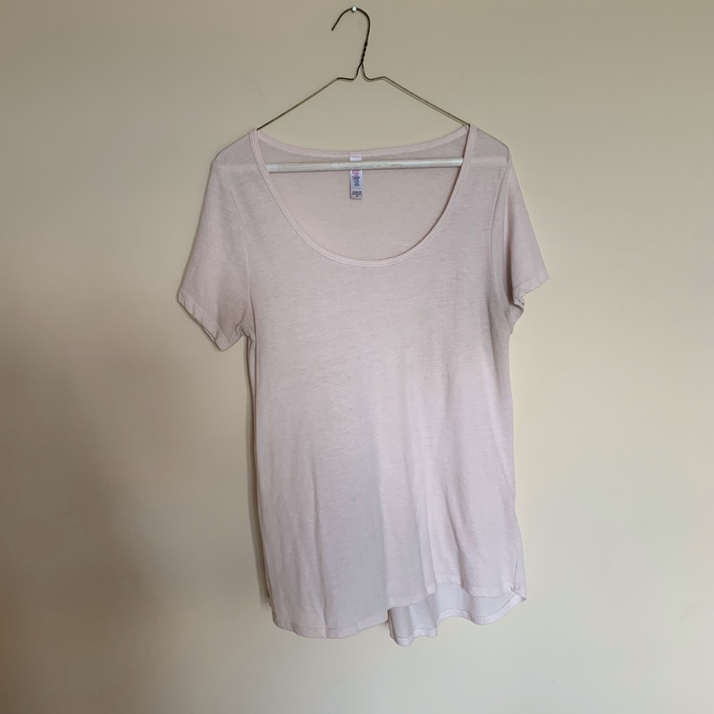 LULAROE Soft pink tee